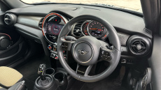 MINI Hatchback 1.5 Cooper Resolute Edition Premium 5dr Auto Petrol Hatchback